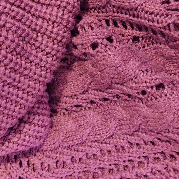 No Boundaries red long cowl neck sweater size XL. - Picture 4 of 5